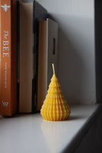 Load image into Gallery viewer, Christmas Tree Candle