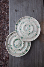 Load image into Gallery viewer, Handmade Ceramic Drip Soap Dish -Speckled